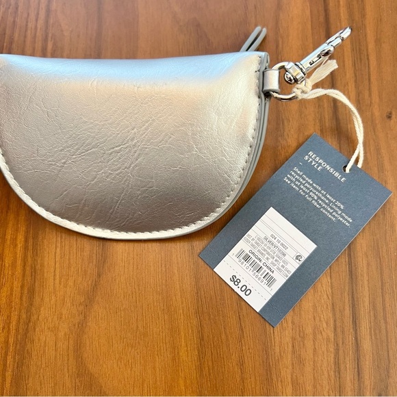 Universal Thread Silver Belt Bag Clip On Pouch - Picture 6 of 7